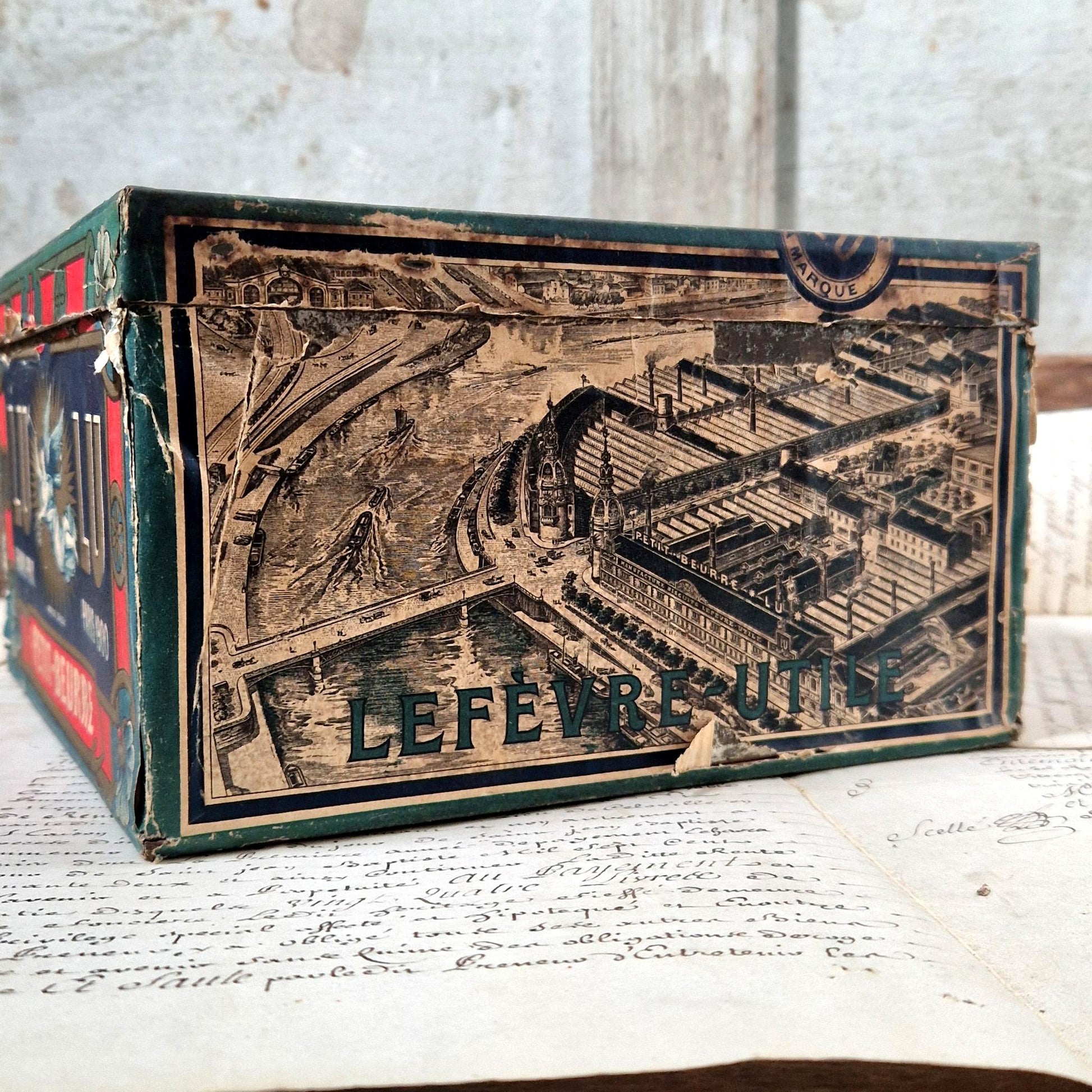 antique lu biscuits box nantes