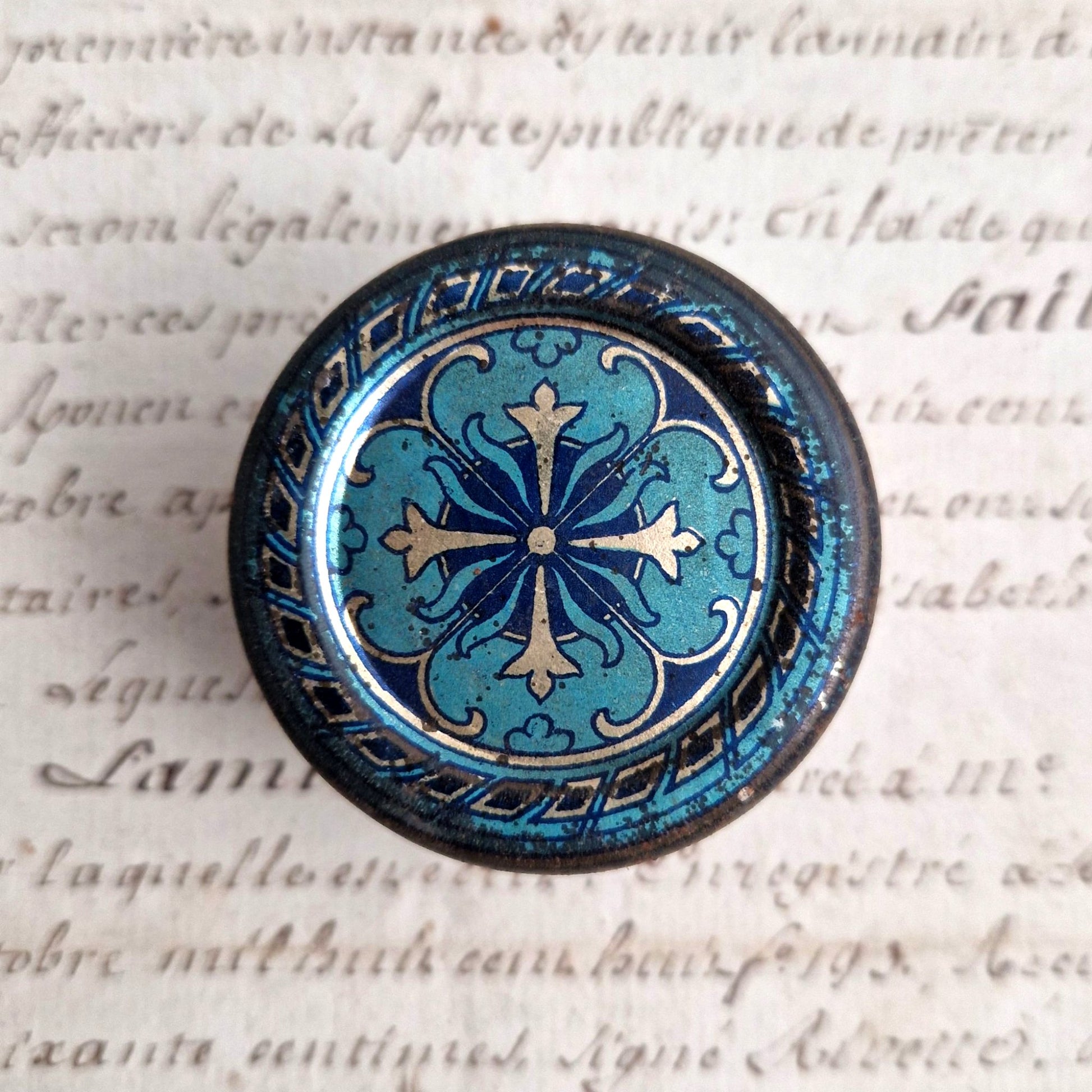 antique vaseline tin blue litho