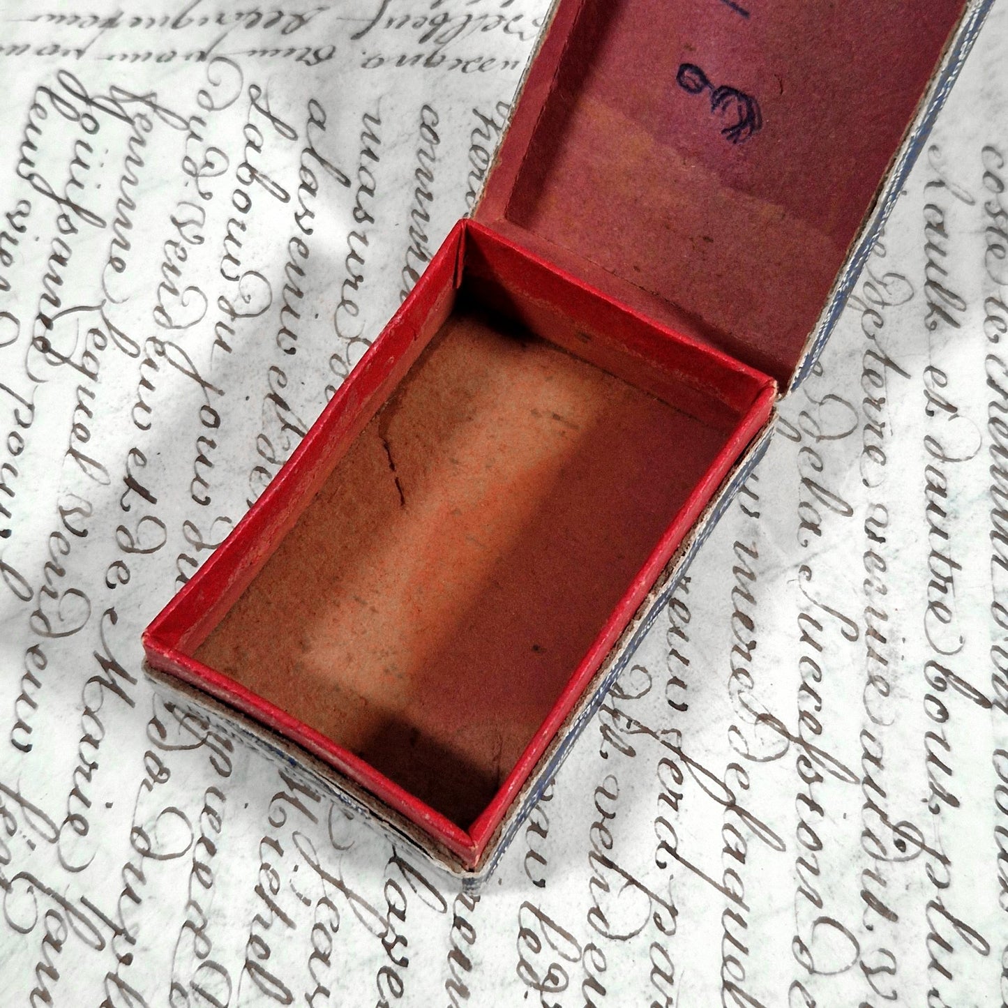 antiquite bureau plumes mitrailleuses