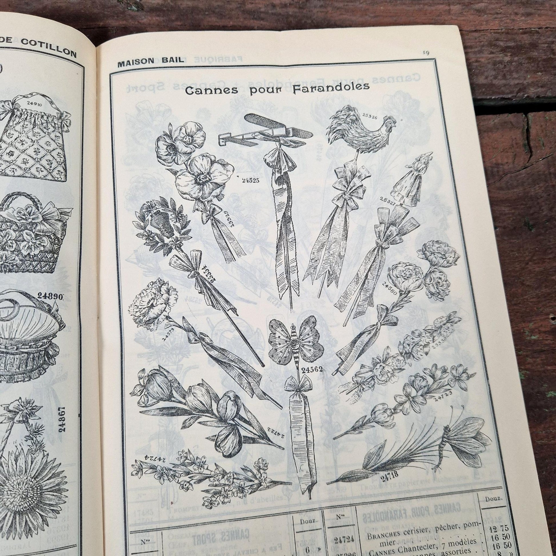 bail paris costume and party catalogue