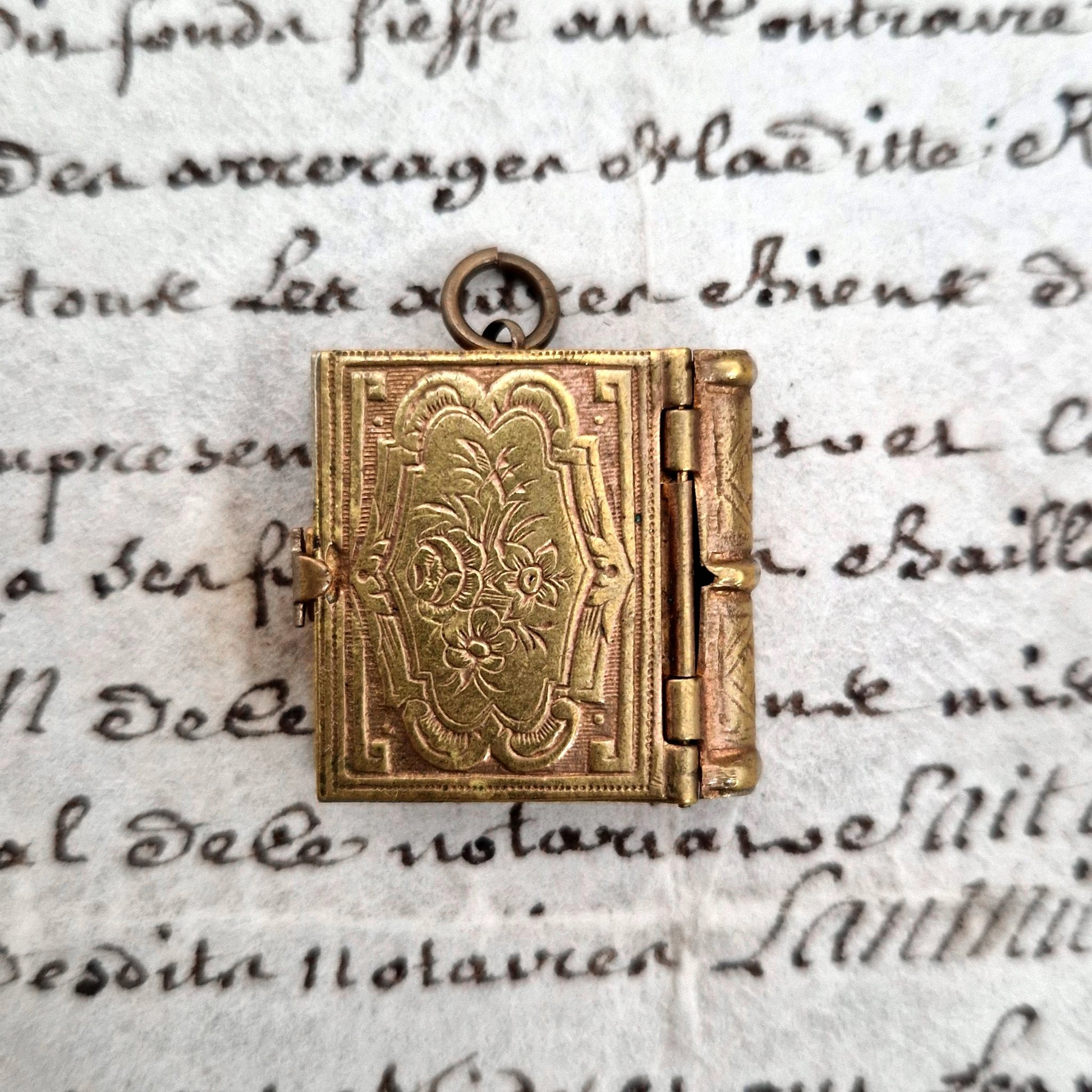 bijou reliquaire photos