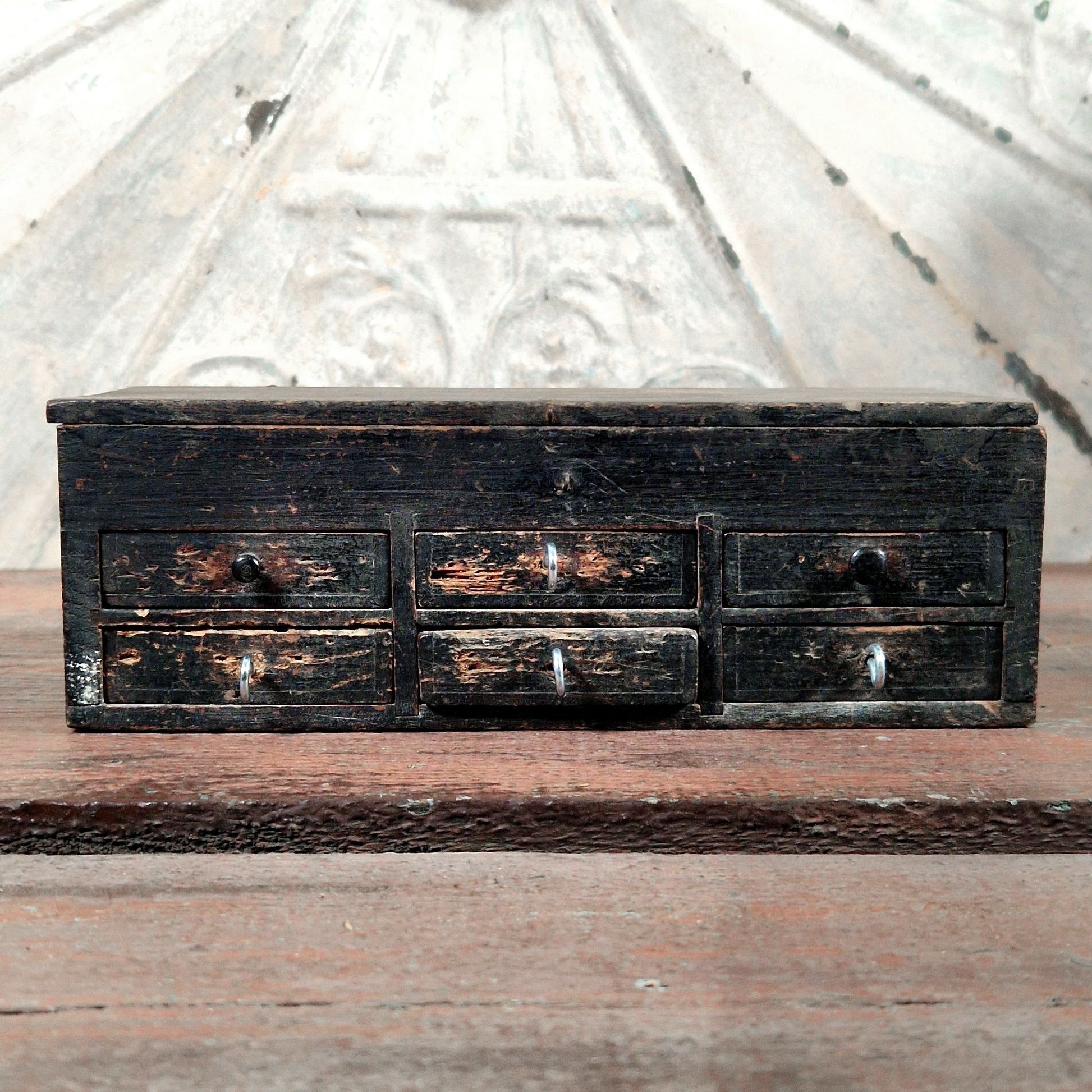 black wooden workshop chest 6 drawers