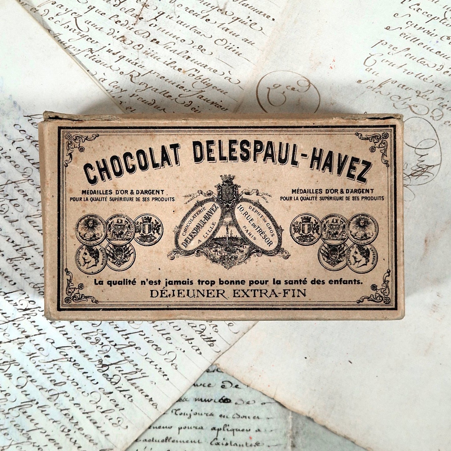 boite ancienne chocolat delespaul havez