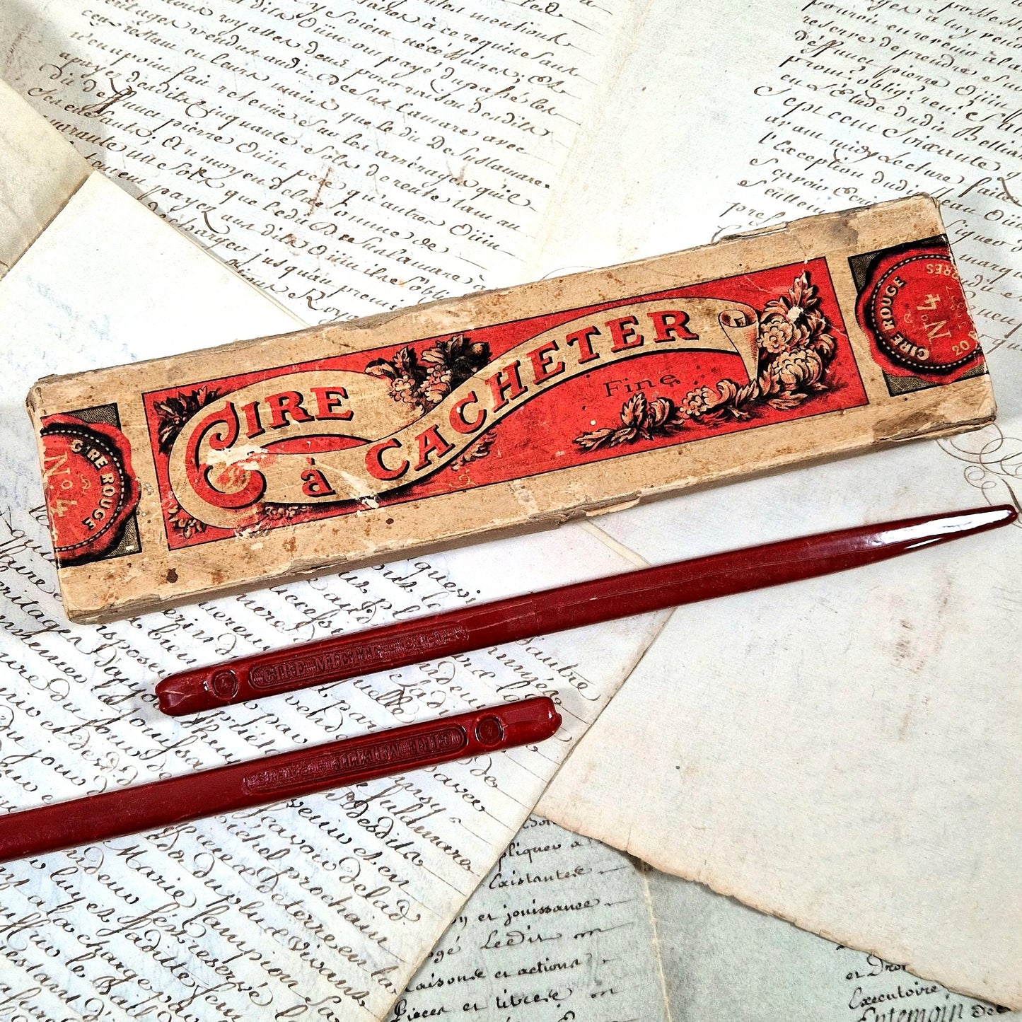 boite ancienne cire a cacheter rouge