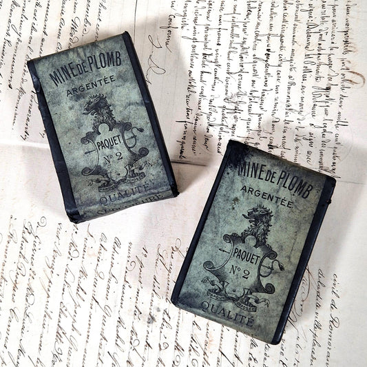 boite ancienne mine de plomb argentee