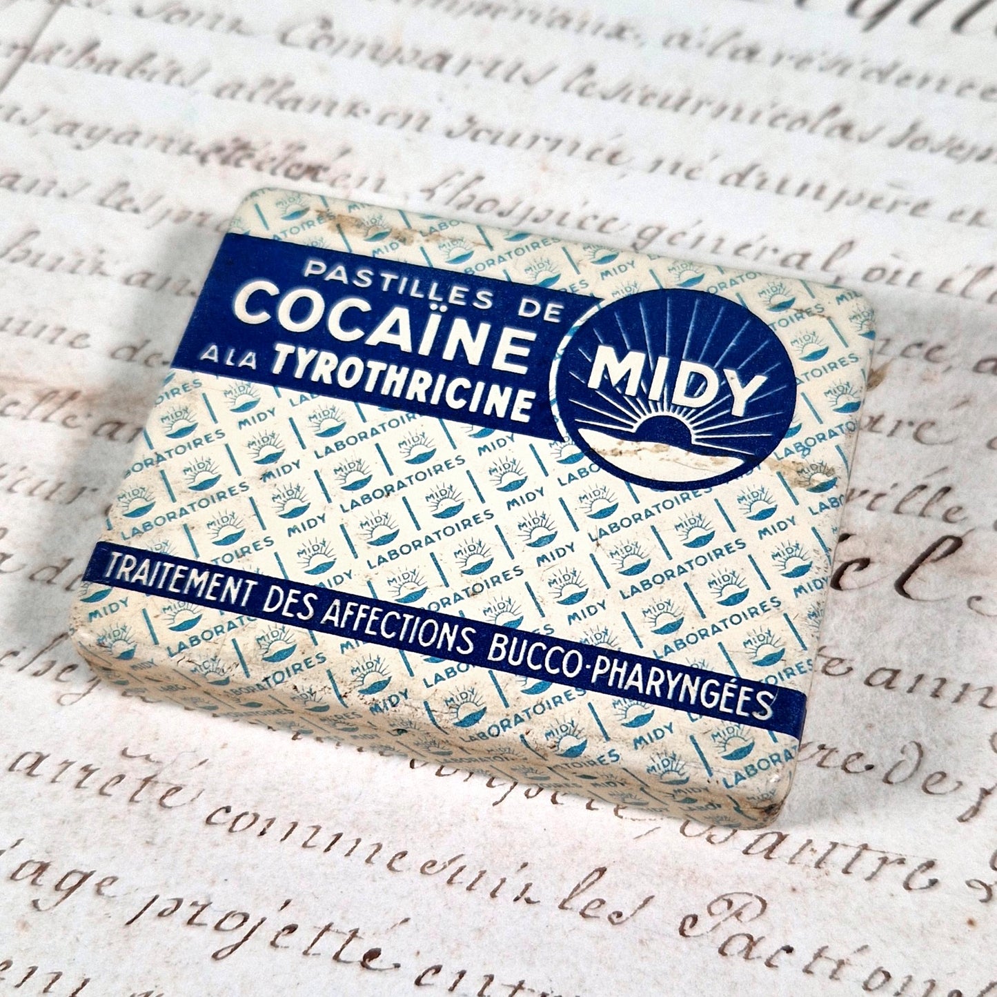 boite apothicaire cocaine paris