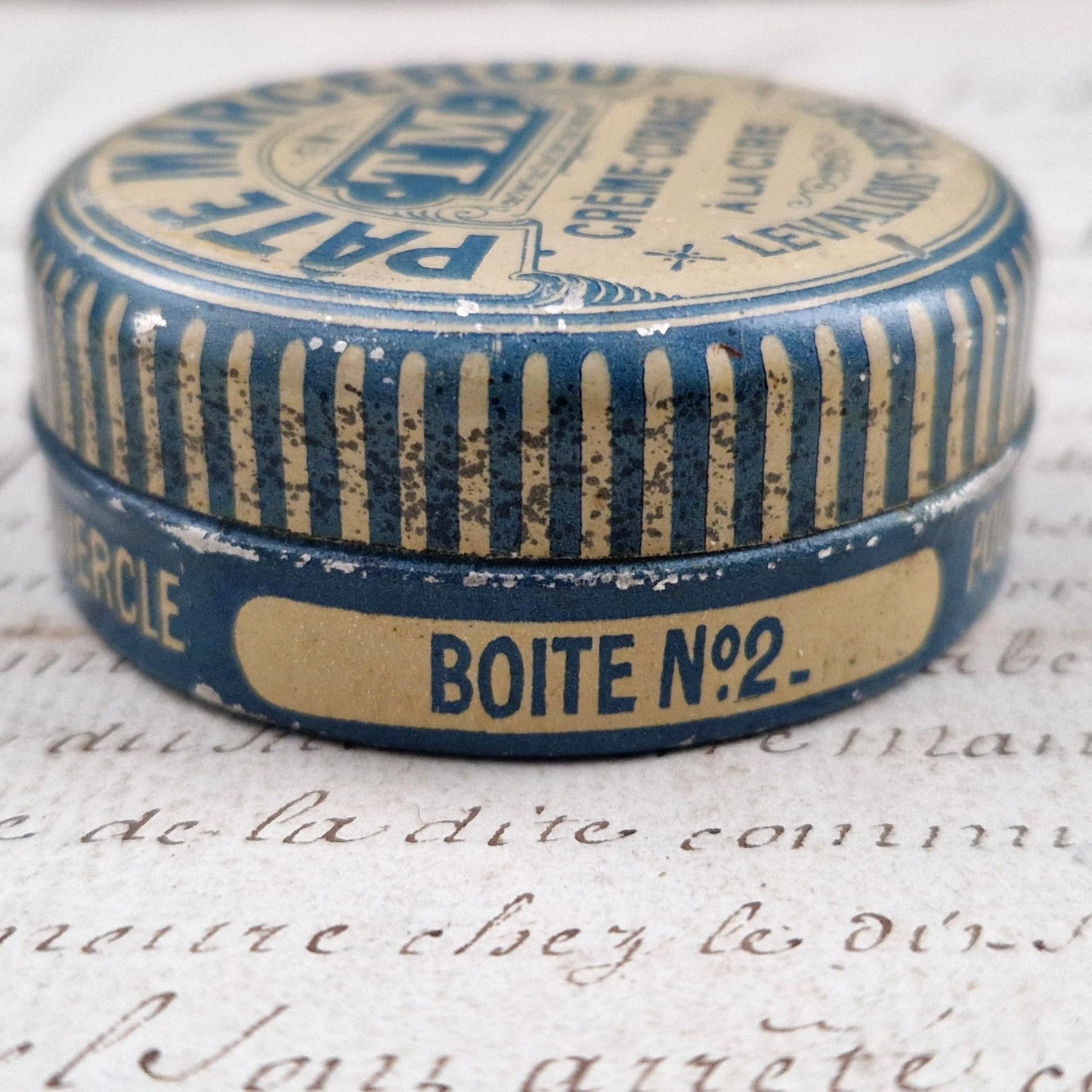 Petite boîte « Marcerou - Crème-cirage », Levallois-Perret