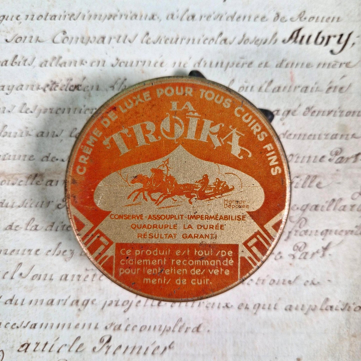 boite cirage la troika 1930