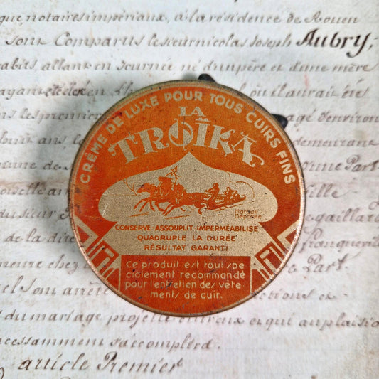 boite cirage la troika 1930
