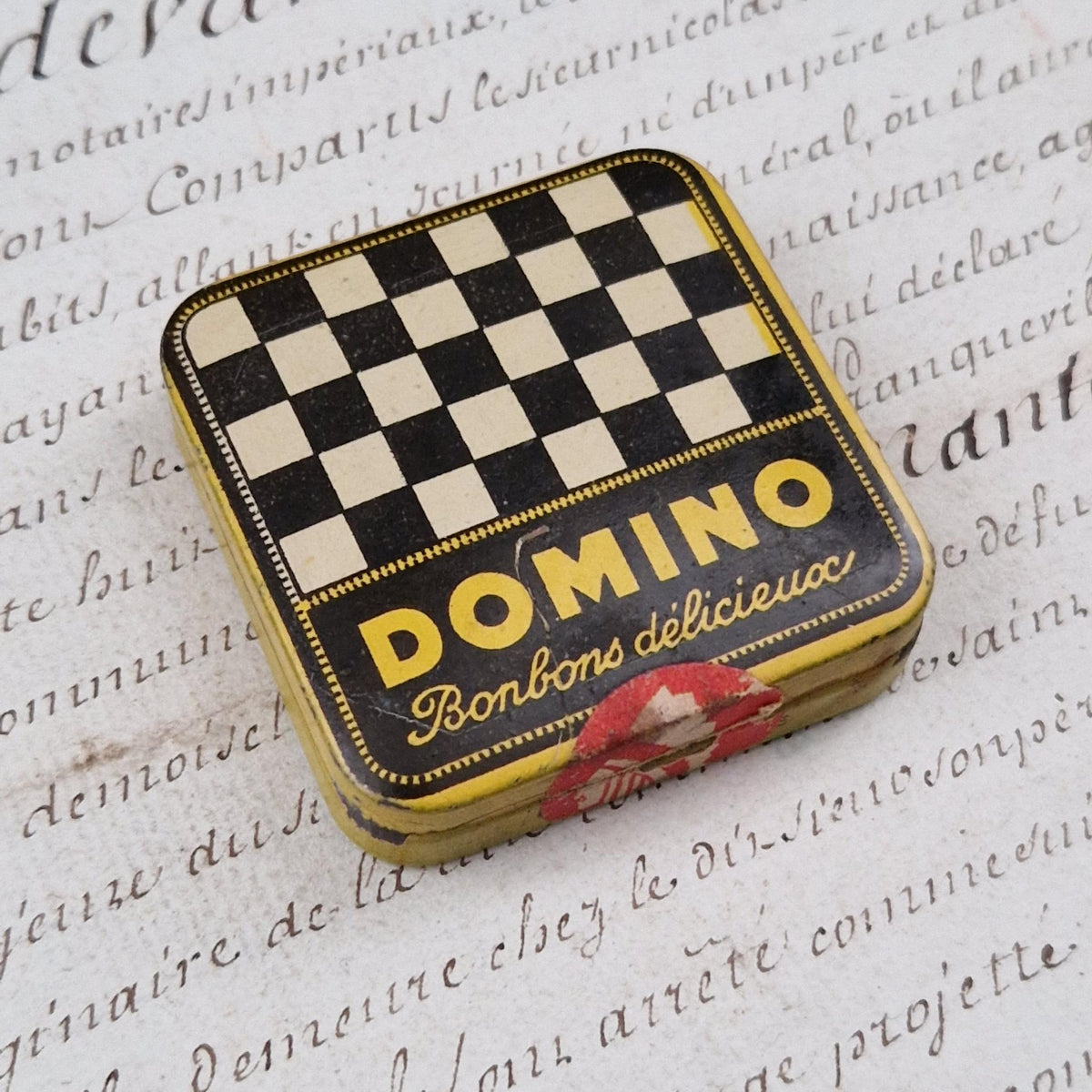 Vintage box "Domino - Delicious Sweets"