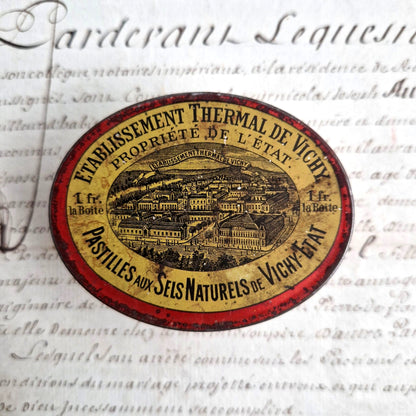 boite en fer ancienne pastilles vichy thermale