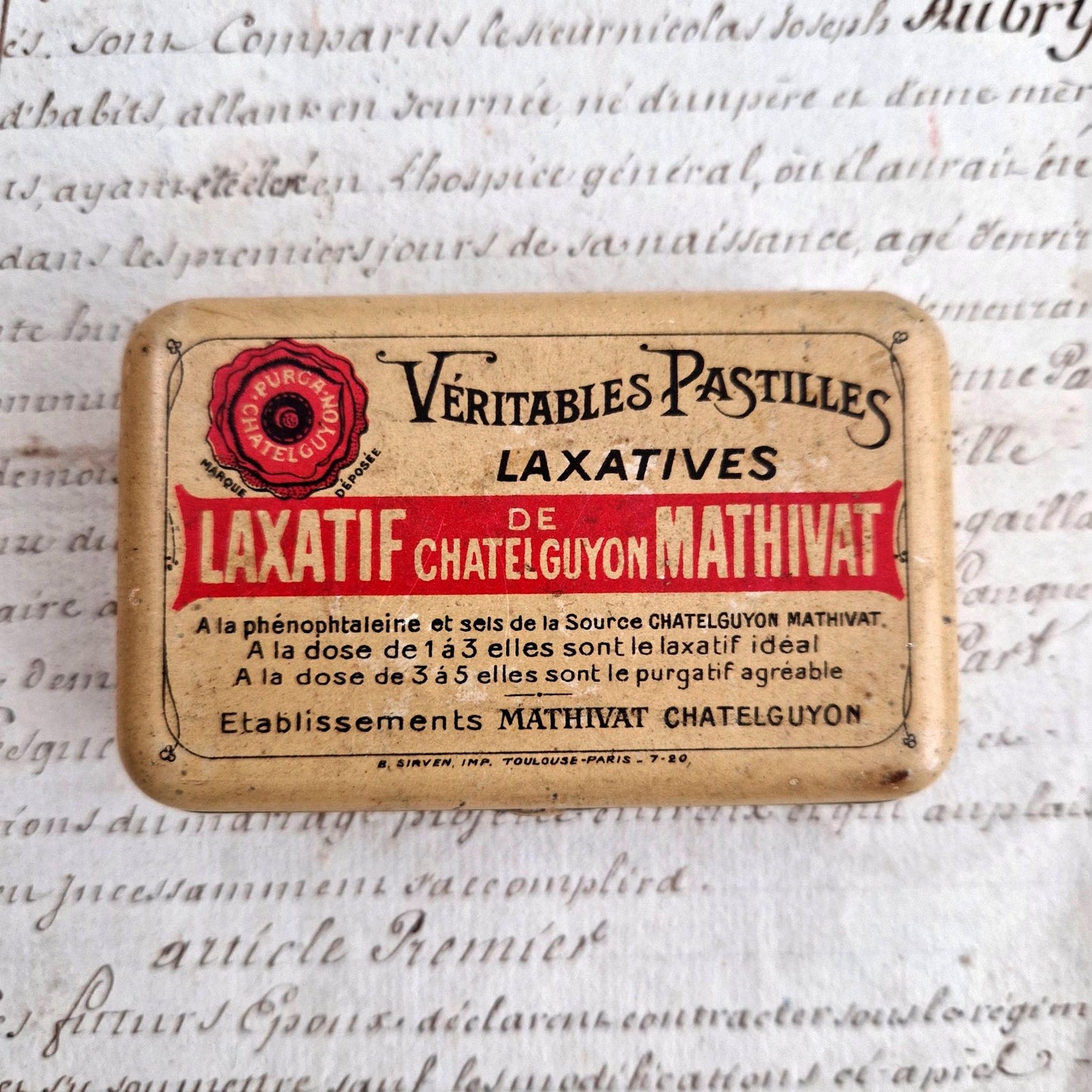 boite fer ancienne pharmacie mathivat