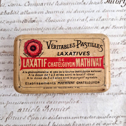 boite fer ancienne pharmacie mathivat