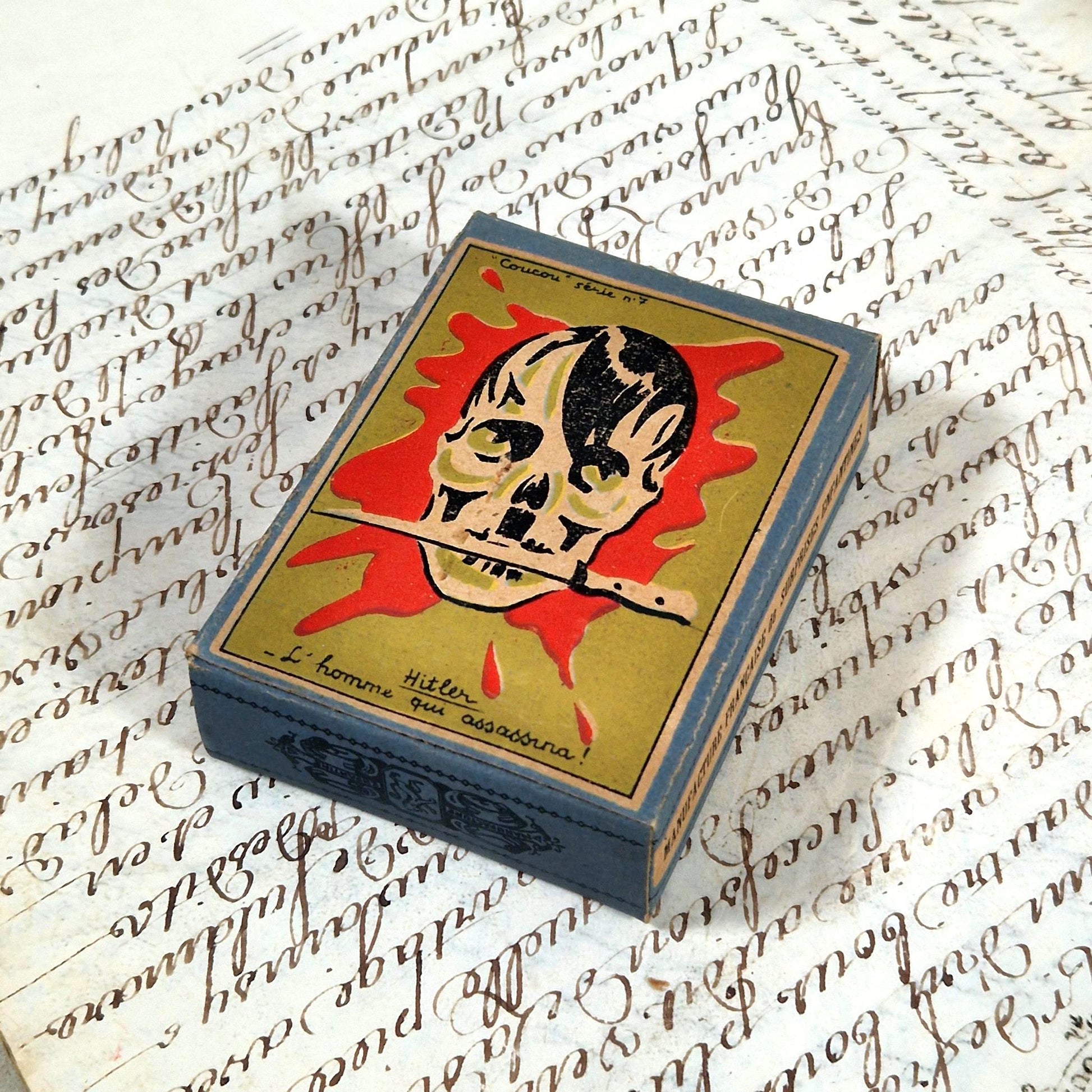 boite humoristique coucou série 1945 hitler 