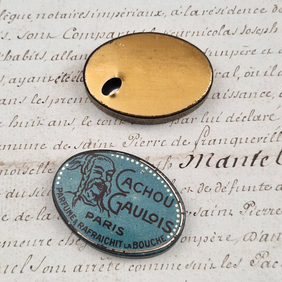 Rare vintage blue "Cachou Gaulois" tin - Paris