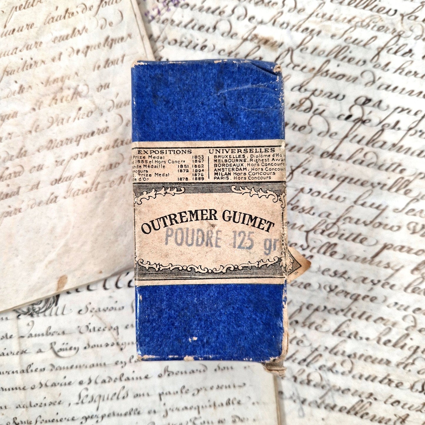 boite outremer guimet pigment ancien