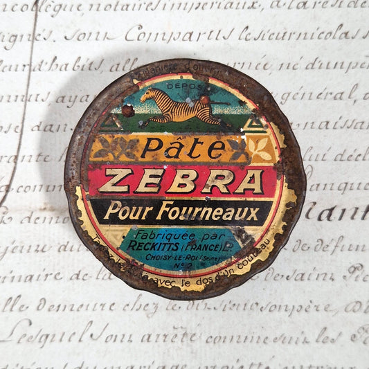 Boîte ancienne « Pâte Zébra – Pour Fourneaux »