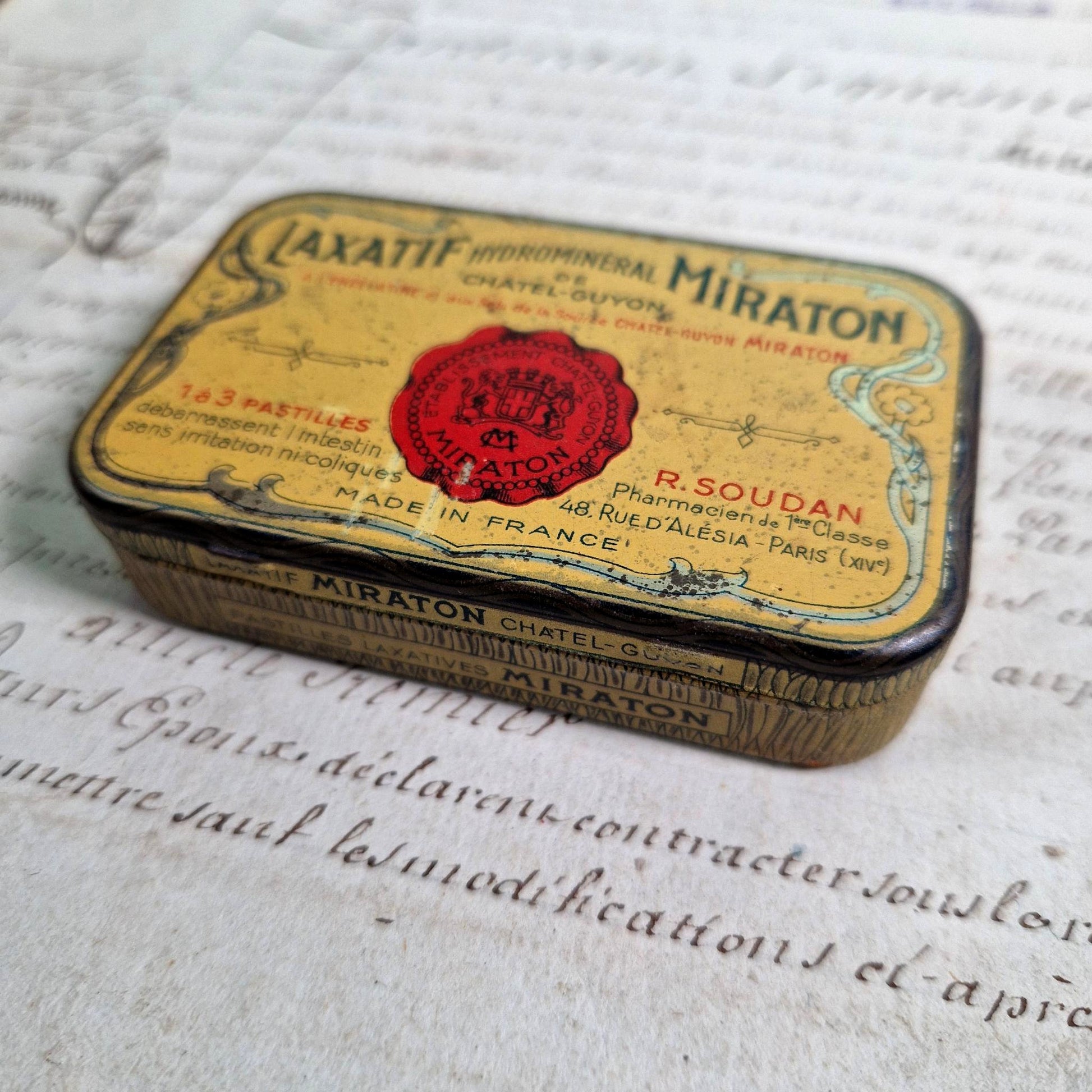 boite pharmaceutique ancienne art nouveau