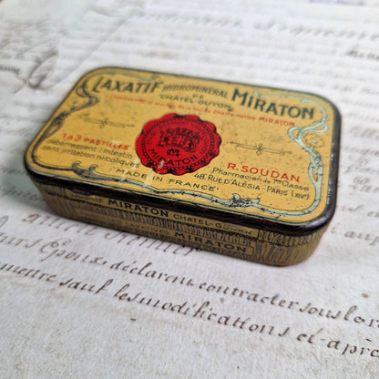 boite pharmaceutique ancienne art nouveau