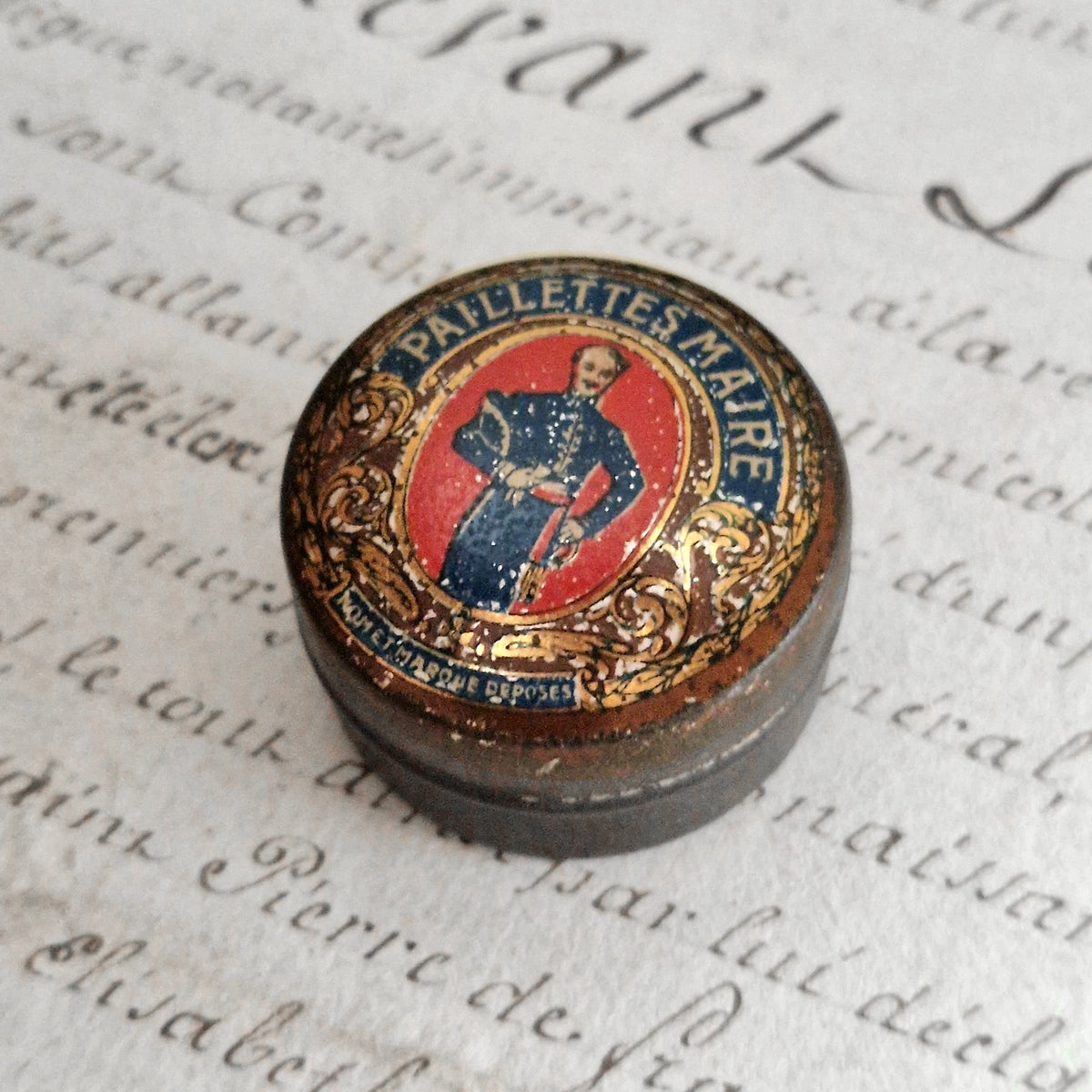 Small antique box "Paillettes Maire", circa 1900
