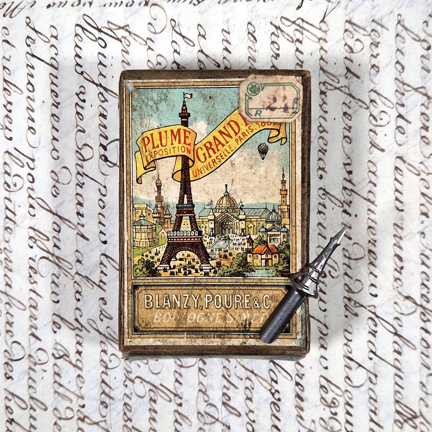 boite plume blanzy poure tour eiffel