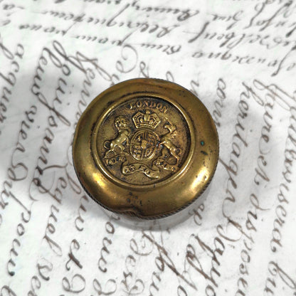 boite plumes laiton blason royal london
