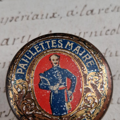Small antique box "Paillettes Maire", circa 1900