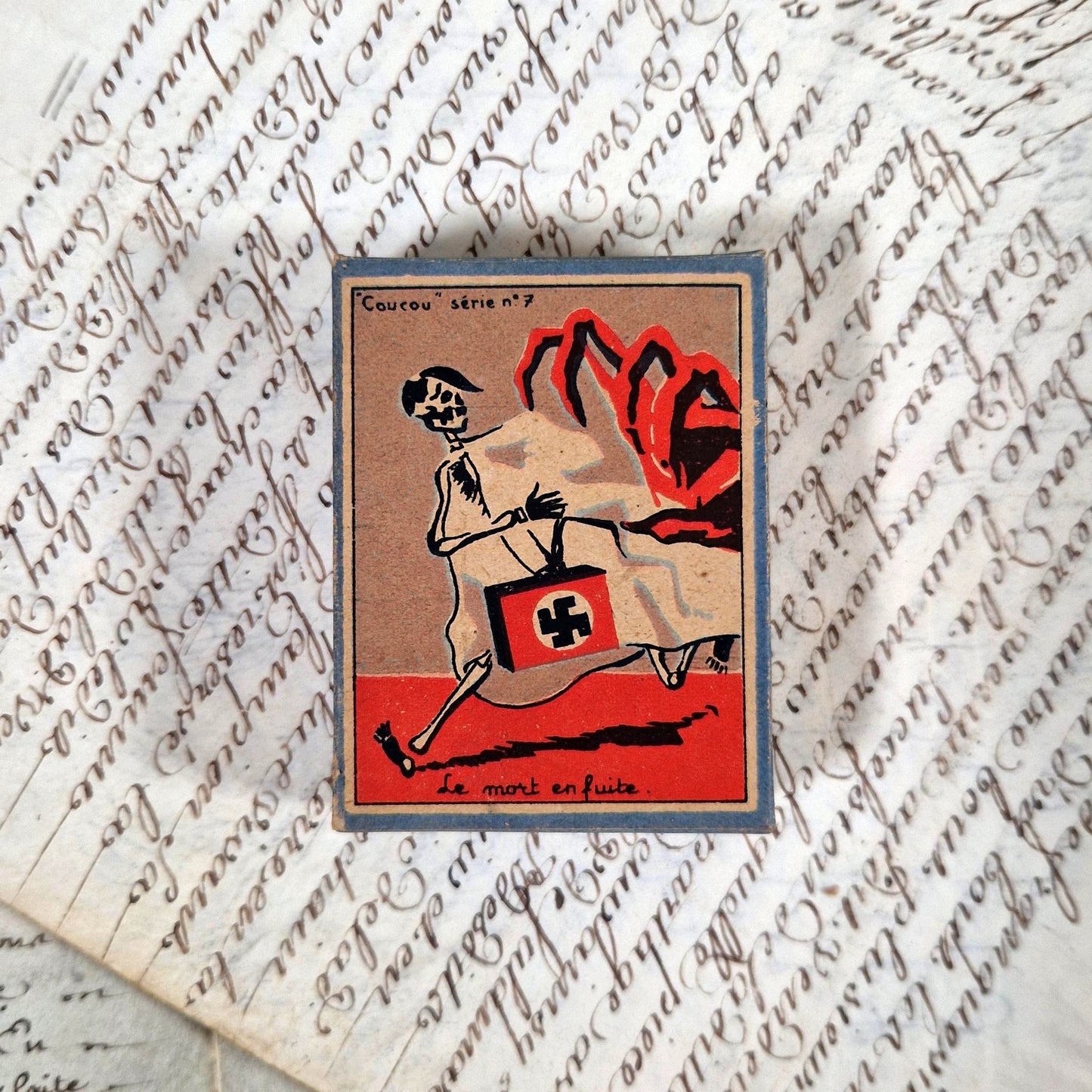 boite satirique antinazie hitler le mort en fuite 1945