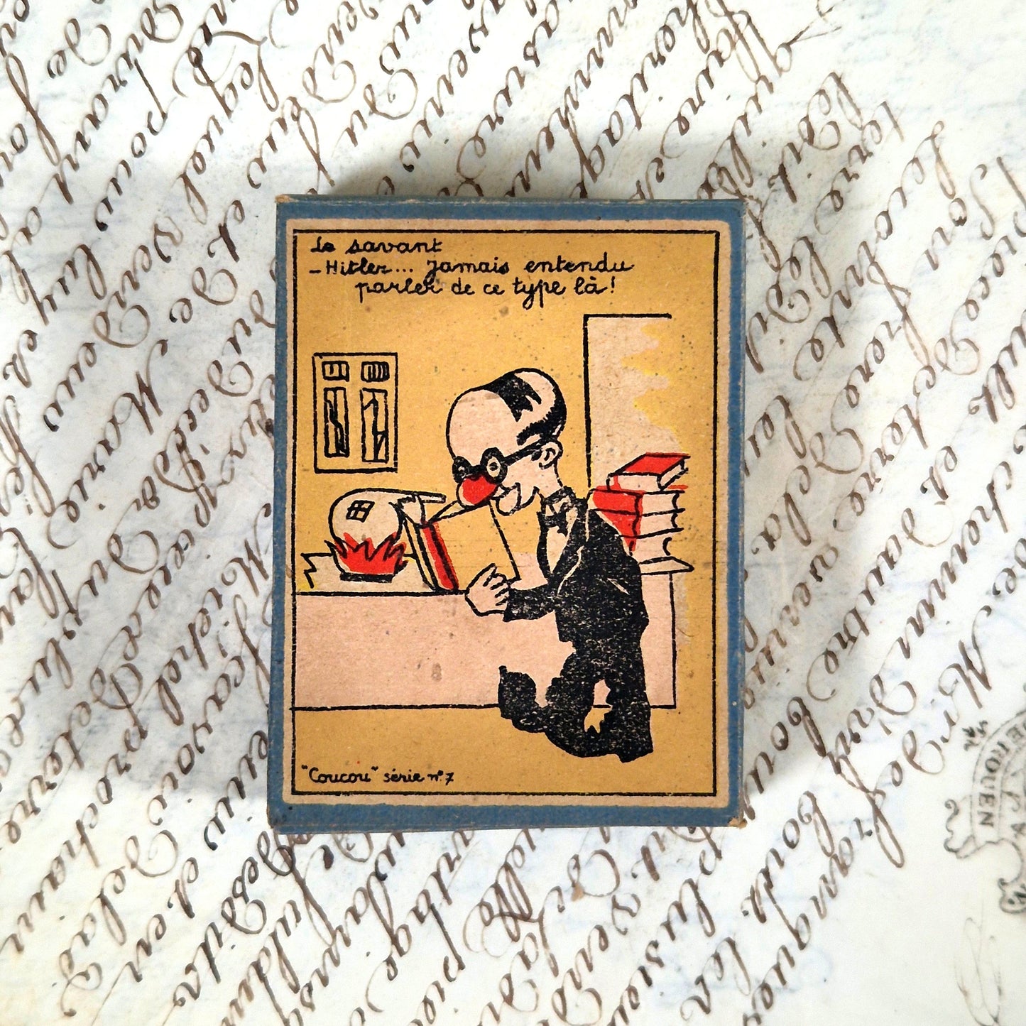 boite satirique le savant coucou 1945