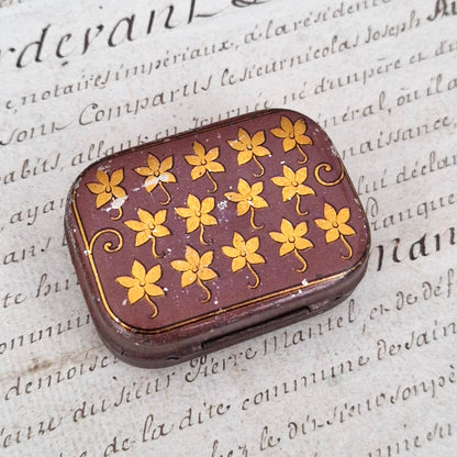 Rare antique box "Nice Violet Soap"