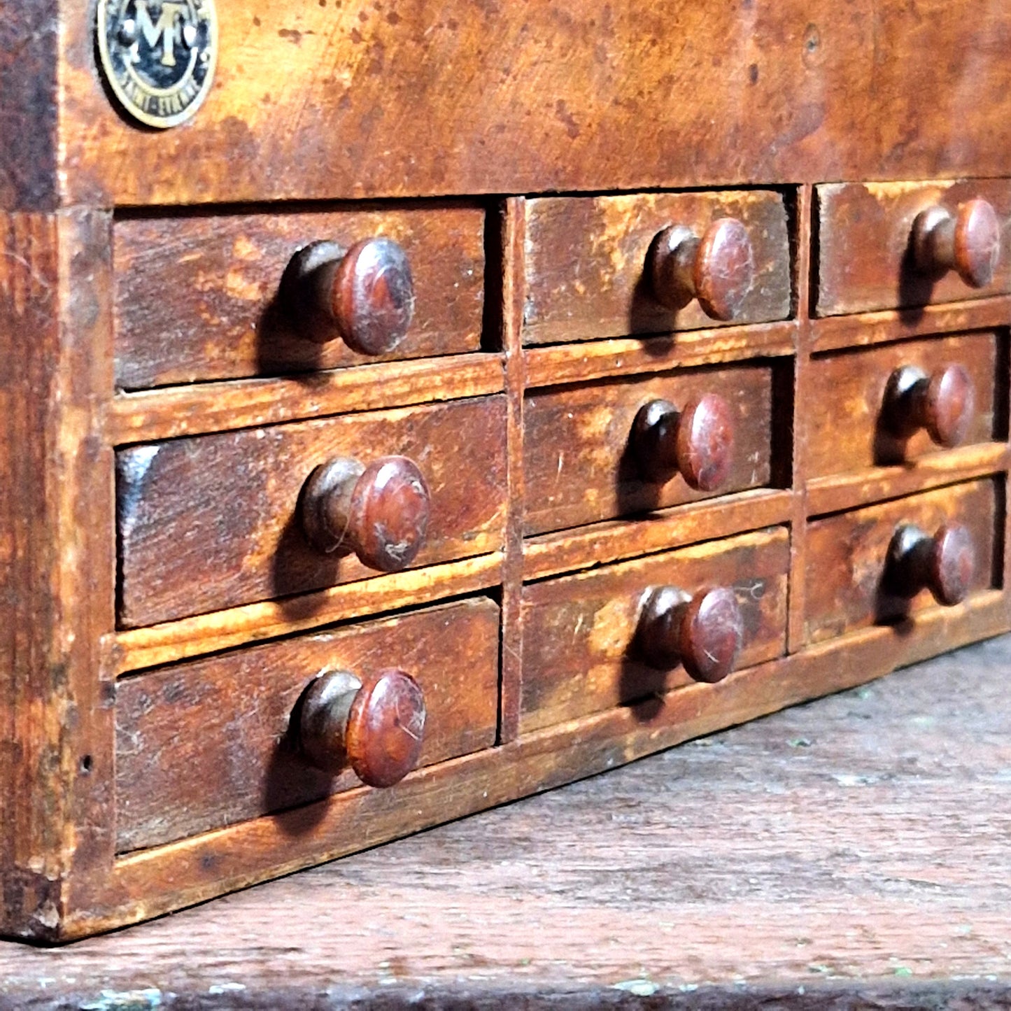 boite tiroirs horloger manufacture francaise