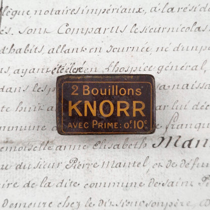 Petite boite en tôle lithographiée « Bouillons Knorr »