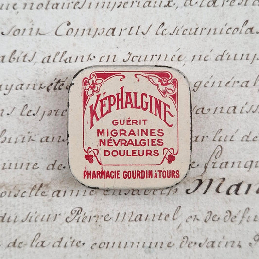 Small lithographed tin box "Kephalginé", Circa 1900