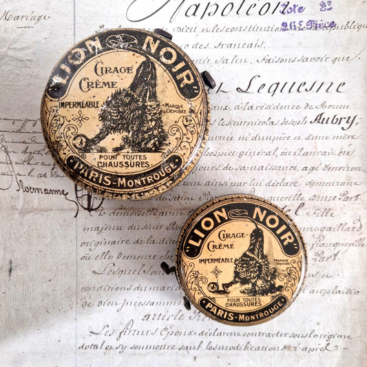 boites de cirage lion noir anciens