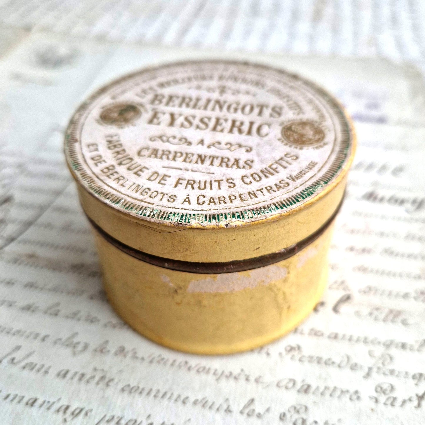 bonbonniere ancienne eysseric tole