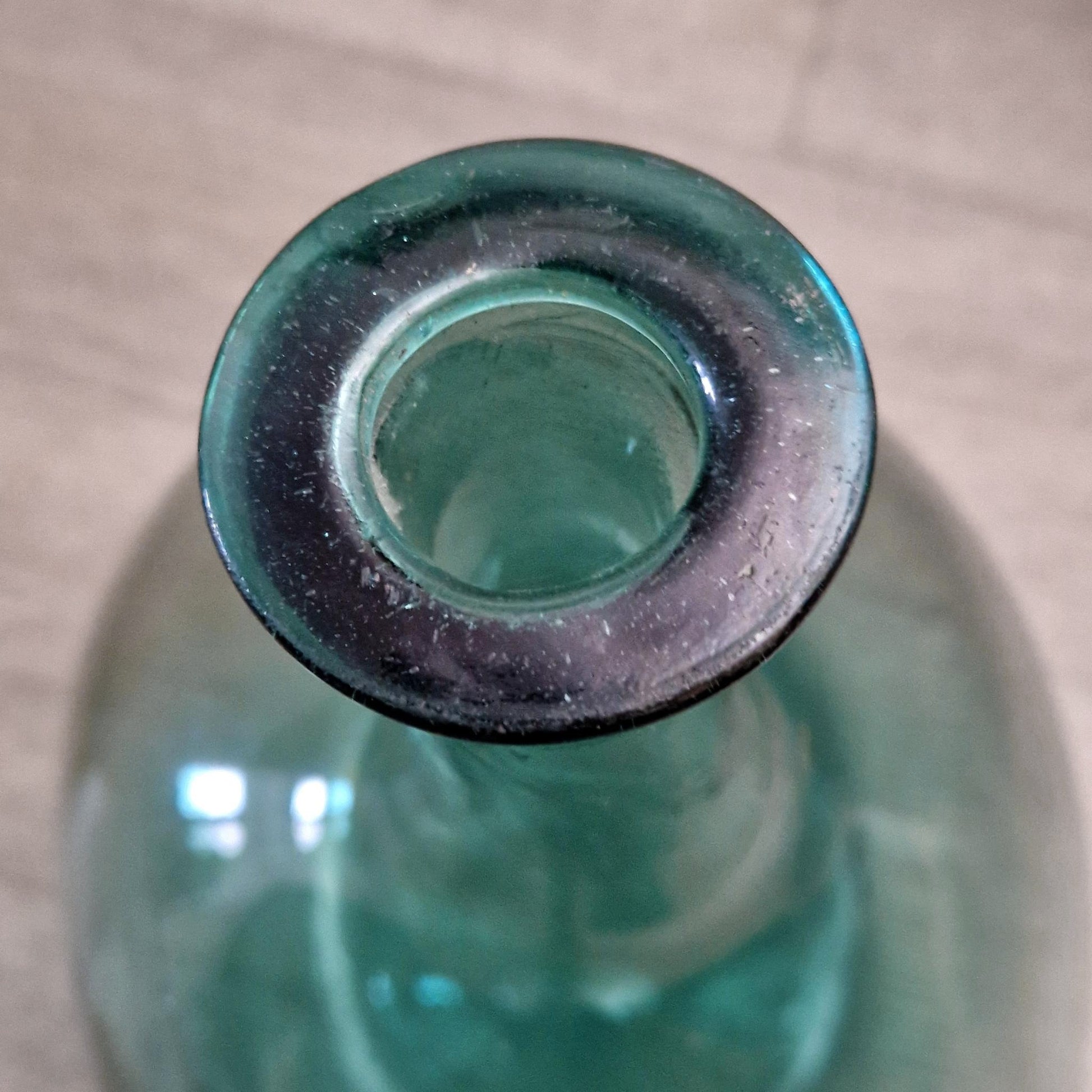 bouteille ancienne verre turquoise
