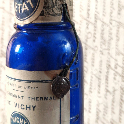 Flacon thermal scellé "Bain de Vichy - Etat", vers 1940