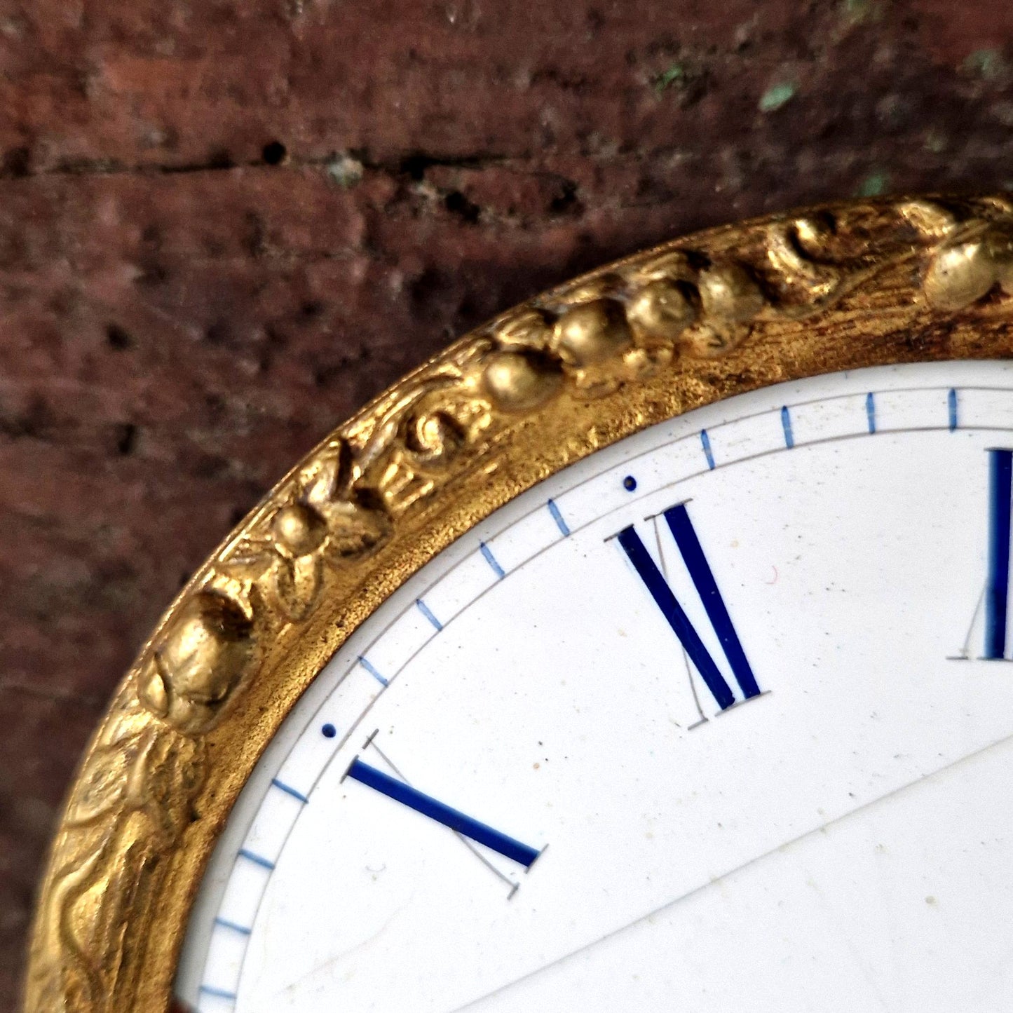 cadran emaille fleuri ancien laiton