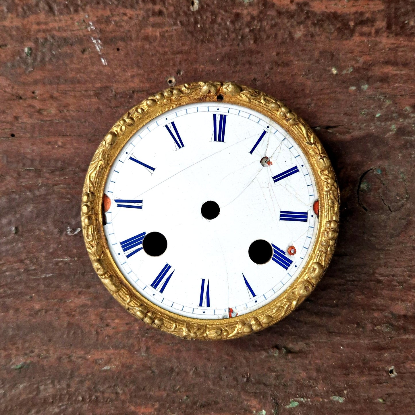 cadran pendulette emaille chiffres bleus