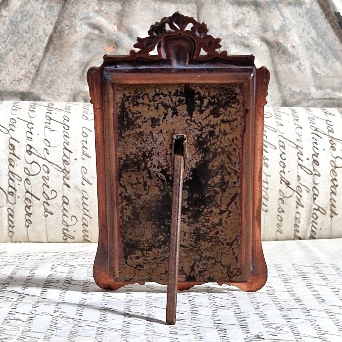 cadre métal style louis xv