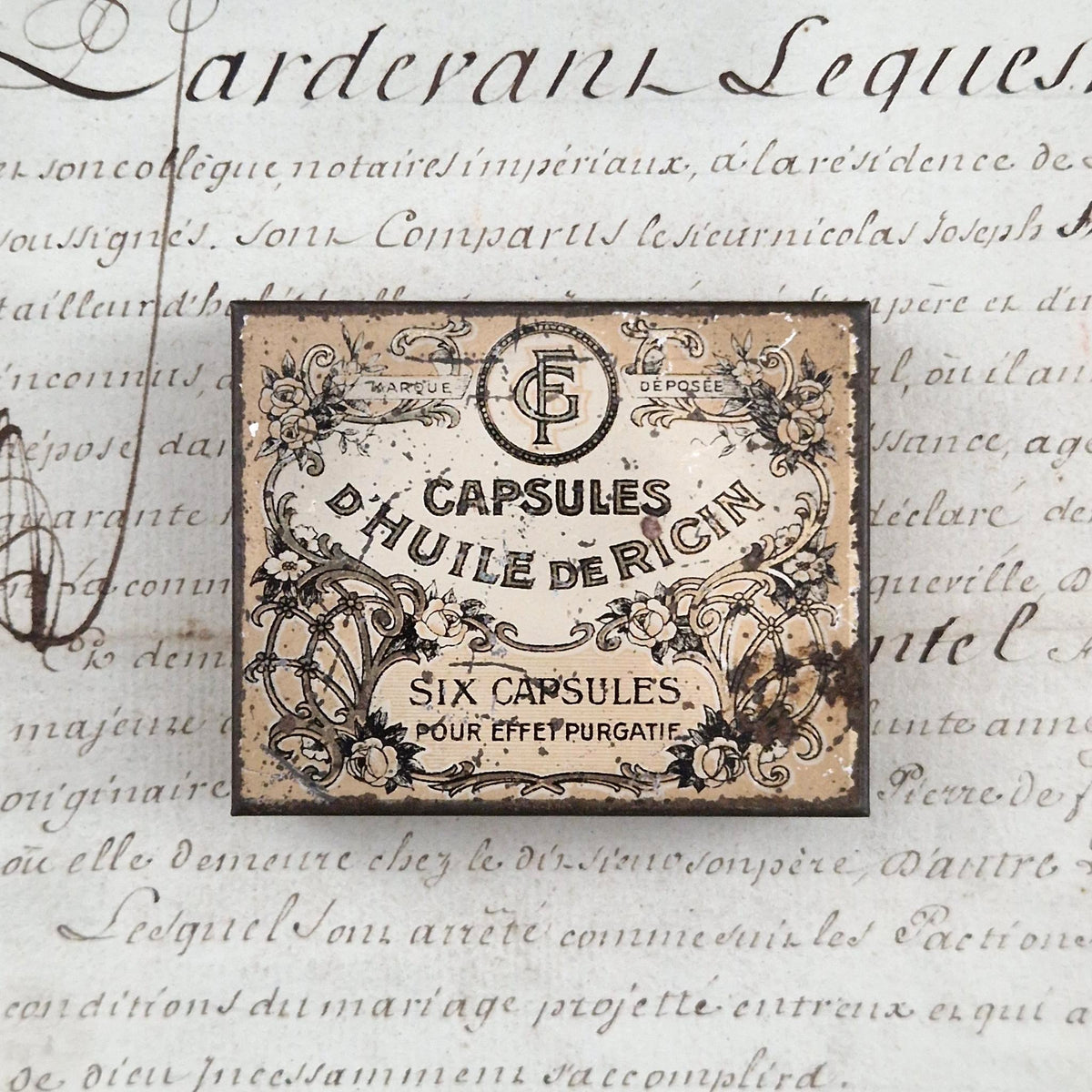 Boîte ancienne « Capsules d’huile de ricin - Effet purgatif »