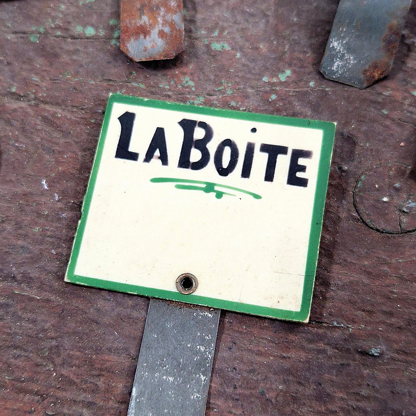 celluloid tag cheese la boite