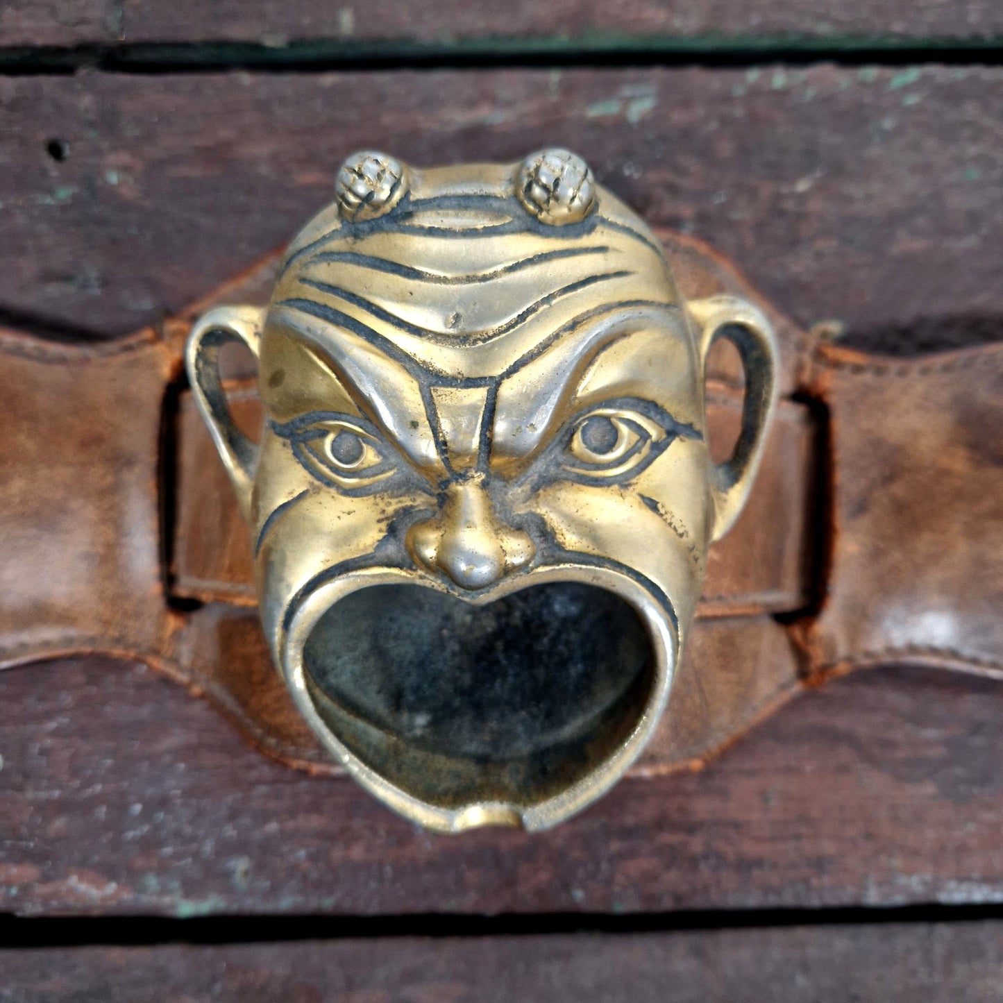 cendrier curiosité tete diablotin