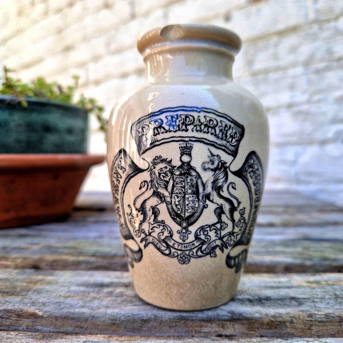 ceramic pot crosse and blackwell