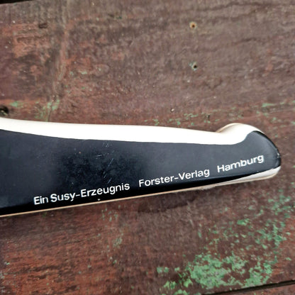 cintre illustration retro plastique