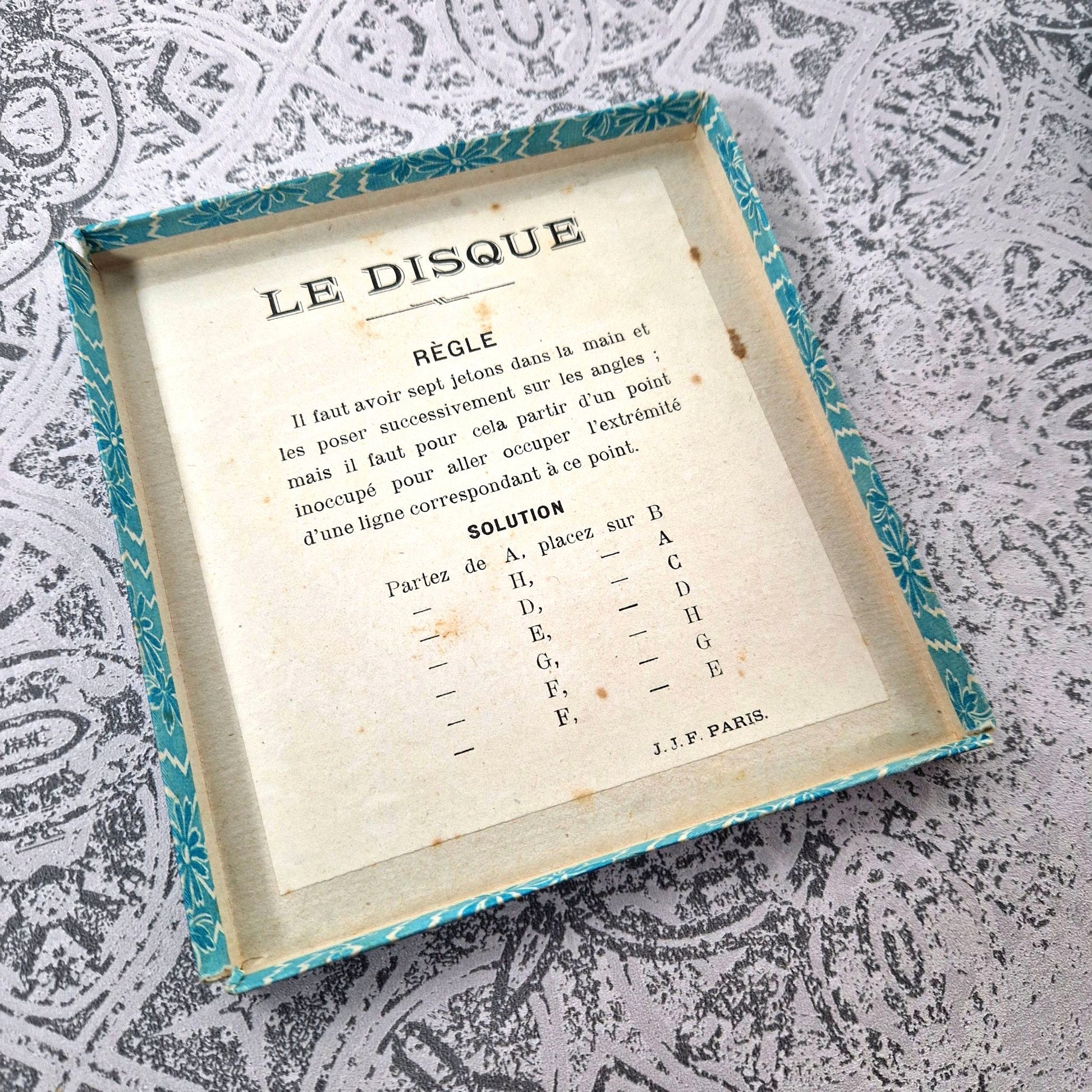 circus themed puzzle game