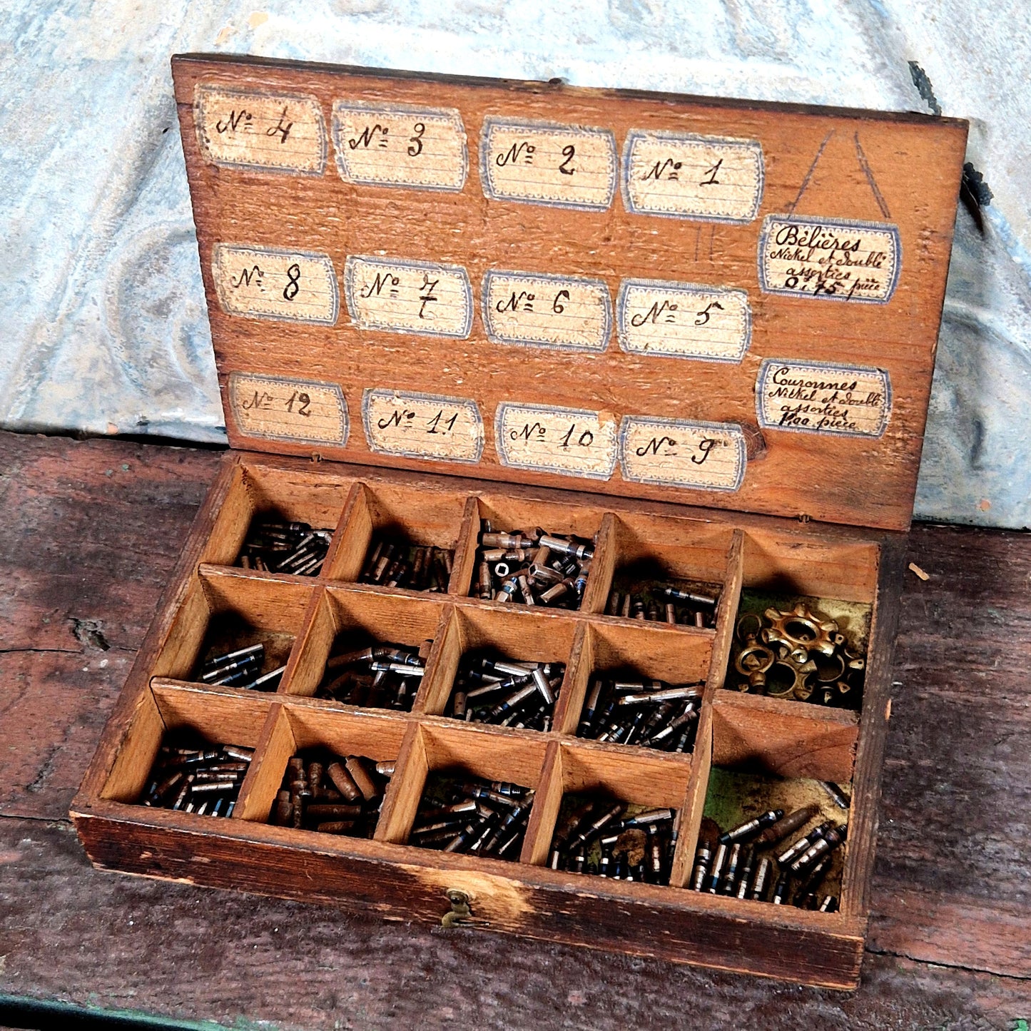 coffret ancien cles etoile horlogerie