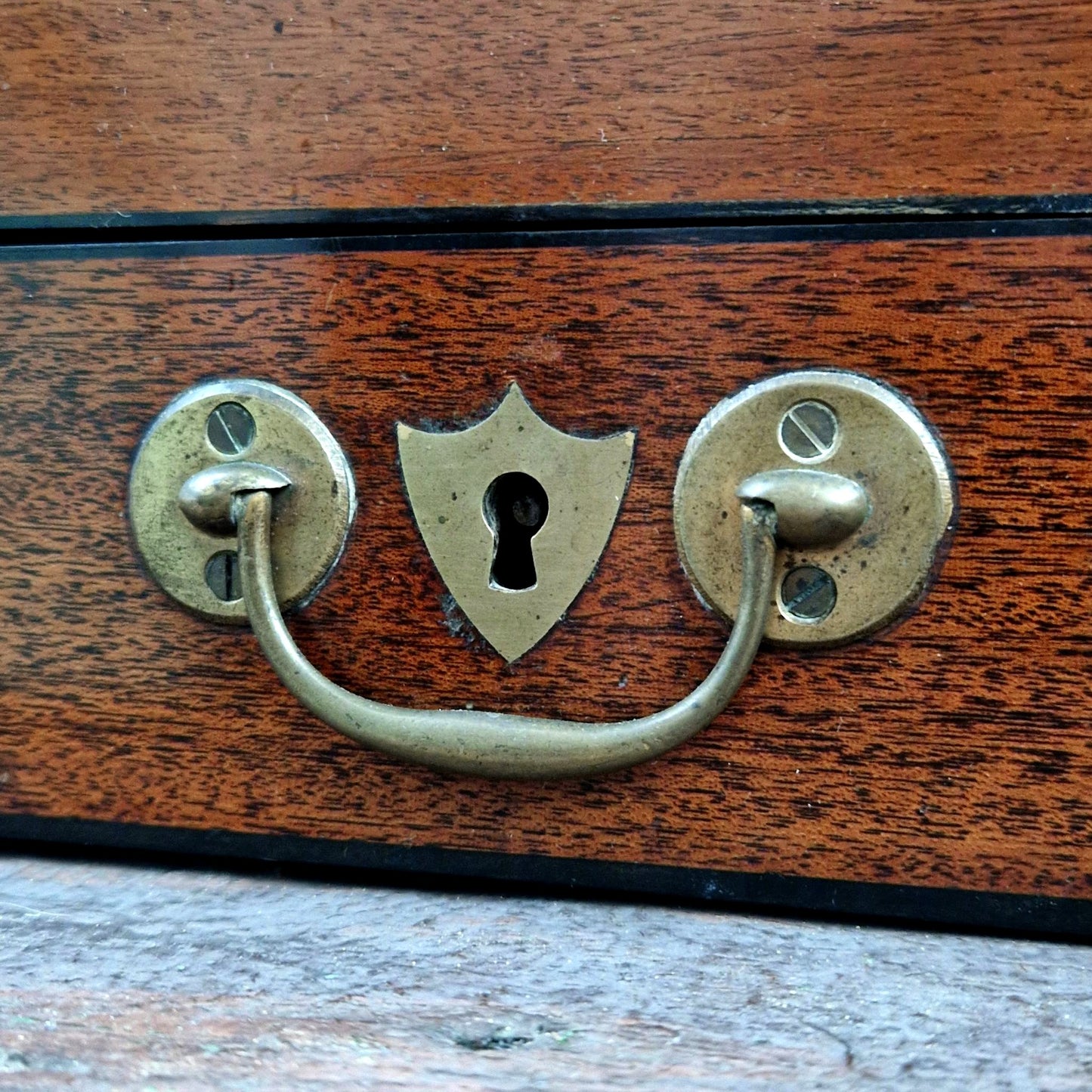 Coffret d'apothicaire ancien - Flacons de Remèdes XIXe