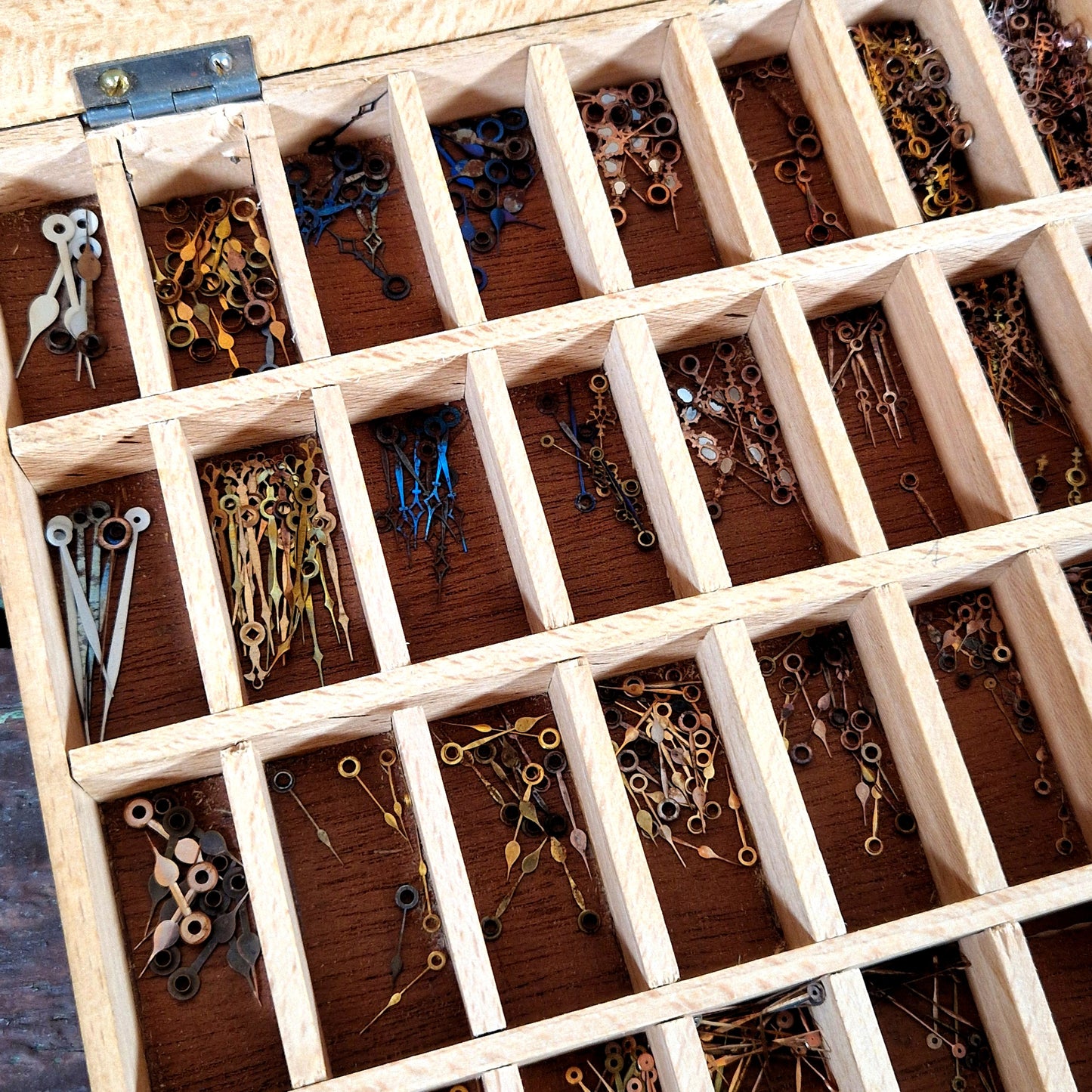 collection aiguilles horlogerie ancienne