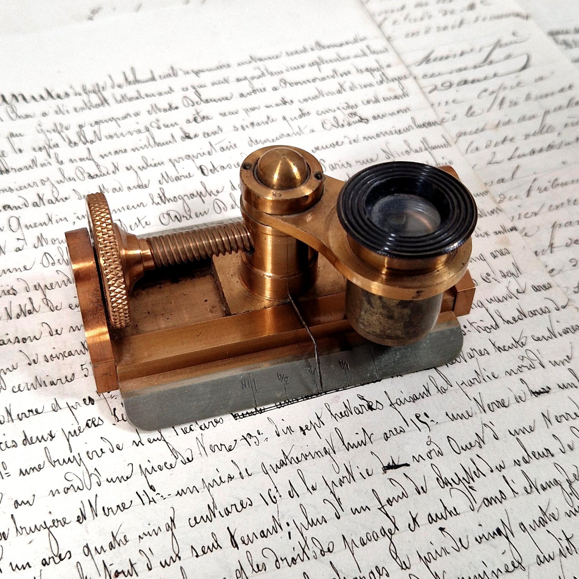 compte fils de precision white child beney